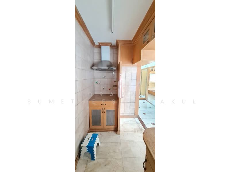 Sathorn Gardens, Bangkok, 39 South Sathorn Road, Thung Maha Mek, Sathon, Bangkok, 2 Bedrooms, 78 sqm, Condo For Sale, by Orapa Sumetheesirisakul, 500230968 - DDproperty.com