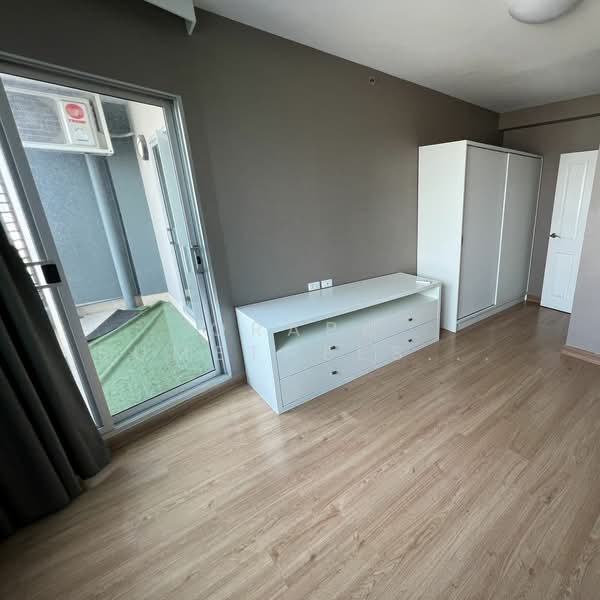 Supalai Park Ekkamai-Thonglor, Bangkok, Petchaburi Road, Bang Kapi, Huai Khwang, Bangkok, 2 Bedrooms, 71 sqm, Condo For Sale, by Orapa Sumetheesirisakul, 500231004 - DDproperty.com