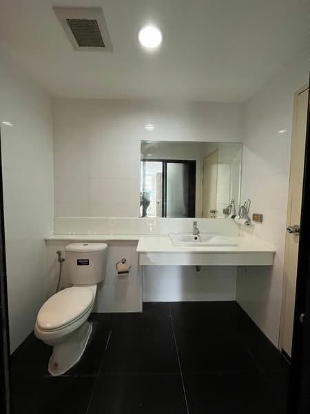 D65 Condominium, Bangkok, 396 Soi Sukhumvit 65 Sukhumvit Road, Phra Kanong Nua, Watthana, Bangkok, 1 Bedroom, 54 sqm, Condo For Sale, by Orapa Sumetheesirisakul, 500231010 - DDproperty.com