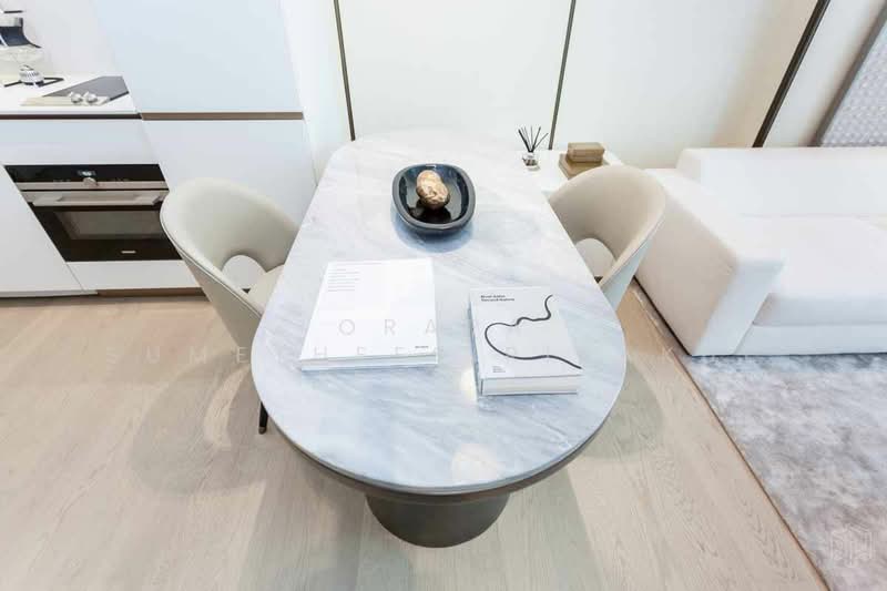 The Strand Thonglor, Bangkok, 36 Soi Sukhumvit 55, Khlong Tan Nua, Watthana, Bangkok, 1 Bedroom, 51 sqm, Condo For Sale, by Orapa Sumetheesirisakul, 500231024 - DDproperty.com