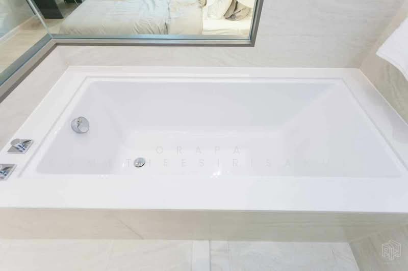 The Strand Thonglor, Bangkok, 36 Soi Sukhumvit 55, Khlong Tan Nua, Watthana, Bangkok, 1 Bedroom, 51 sqm, Condo For Sale, by Orapa Sumetheesirisakul, 500231024 - DDproperty.com