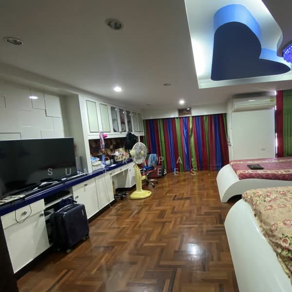 8-BR Townhouse, Bangkok, Wat Tha Pra, Bangkok Yai, Bangkok, 8 Bedrooms, 700 sqm, Townhouse For Sale, by Orapa Sumetheesirisakul, 500231026 - DDproperty.com