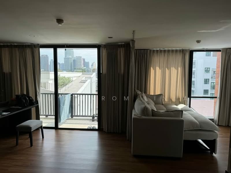 D65 Condominium, Bangkok, 396 Soi Sukhumvit 65 Sukhumvit Road, Phra Kanong Nua, Watthana, Bangkok, 2 Bedrooms, 70 sqm, Condo For Sale, by Nuttharom Linla, 500231052 - DDproperty.com