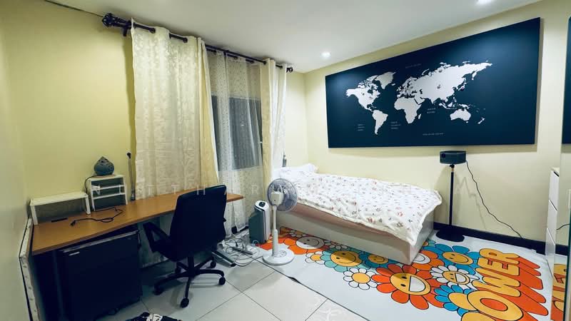 The Maple Sathon-Narathiwat, Bangkok, Narathiwatratchanakharin, Thung Wat Don, Sathon, Bangkok, 3 Bedrooms, 155 sqm, Condo For Sale, by Nuttharom Linla, 500231064 - DDproperty.com