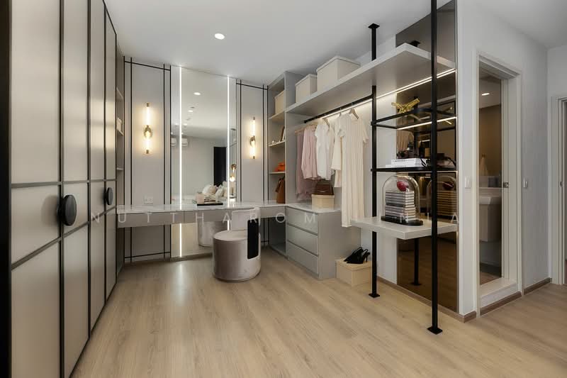 Life Rama 4-Asoke, Bangkok, Rama 4 Road, Khlong Toei, Khlong Toei, Bangkok, 2 Bedrooms, 60 sqm, Condo For Sale, by Nuttharom Linla, 500231069 - DDproperty.com