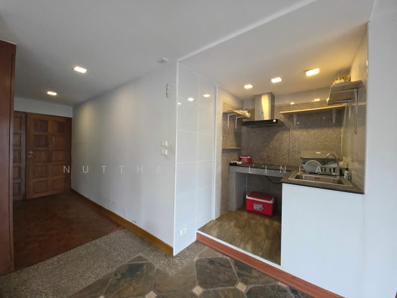 Ruamjai Heights, Bangkok, Sukhumvit, Khlongtoei Nua, Watthana, Bangkok, 3 Bedrooms, 205 sqm, Condo For Sale, by Nuttharom Linla, 500231083 - DDproperty.com