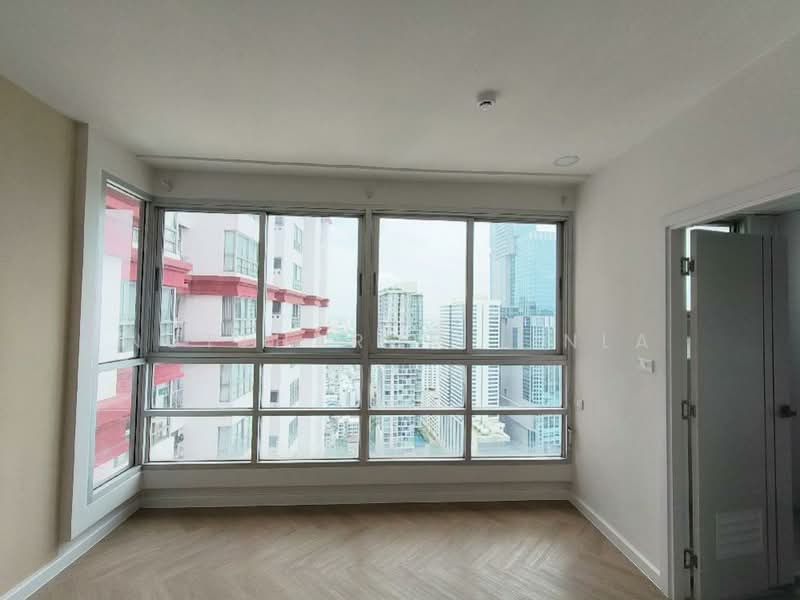 Pathumwan Resort, Bangkok, Phayathai Road, Thanon Phaya Thai, Ratchathewi, Bangkok, 2 Bedrooms, 60 sqm, Condo For Sale, by Nuttharom Linla, 500231089 - DDproperty.com