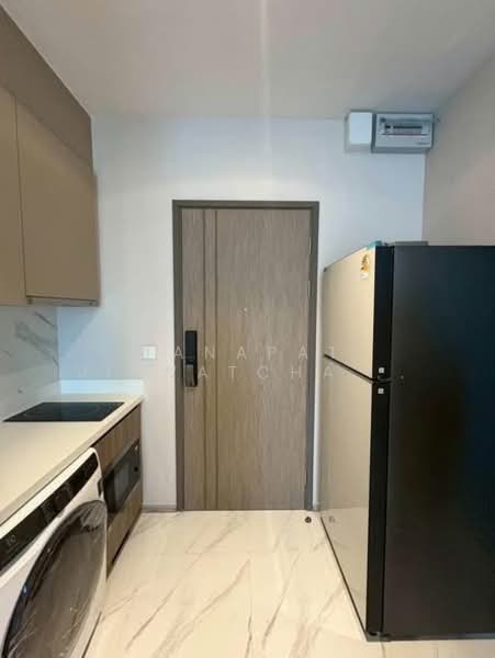 Rhythm Ekkamai Estate, Bangkok, Soi Sukhumvit 63, Khlongtoei Nua, Watthana, Bangkok, 1 Bedroom, 35 sqm, Condo For Rent, by Tanapat Jitwatcharakomol, 500231118 - DDproperty.com