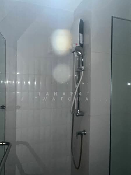 Life Asoke, Bangkok, Asoke-Dindang Road, Bang Kapi, Huai Khwang, Bangkok, 1 Bedroom, 34 sqm, Condo For Rent, by Tanapat Jitwatcharakomol, 500231120 - DDproperty.com