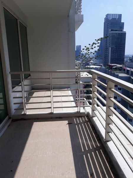 Siri Residence, Bangkok, 21 Soi Sukhumvit 24, Khong Tan, Khlong Toei, Bangkok, 2 Bedrooms, 110 sqm, Condo For Sale, by Phatcharanan Kittiananchat, 500231124 - DDproperty.com