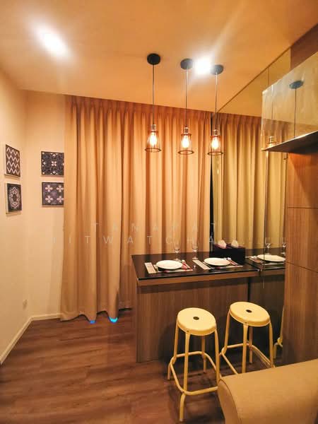 Whizdom Essence, Bangkok, 5 Piyabutr 1 Alley, Bang Chak, Phra Khanong, Bangkok, 1 Bedroom, 34 sqm, Condo For Rent, by Tanapat Jitwatcharakomol, 500231155 - DDproperty.com