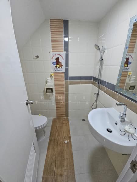 For Sale - 4-BR Townhouse, Bangkok