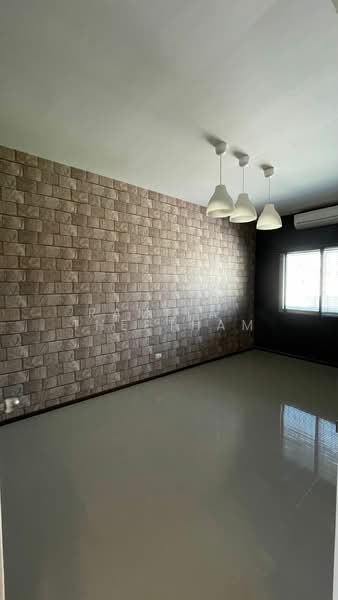 3-BR Townhouse, Bangkok, Si Khan, Don Mueang, Bangkok, 3 Bedrooms, 120 sqm, Townhouse For Sale, by Ramita  Theptham, 500231261 - DDproperty.com