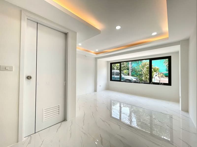 undefined, Bangkok, Anusaowari, Bang Khen, Bangkok, 3 Bedrooms, 100 sqm, Townhouse For Sale, by Ramita  Theptham, 500231269 - DDproperty.com