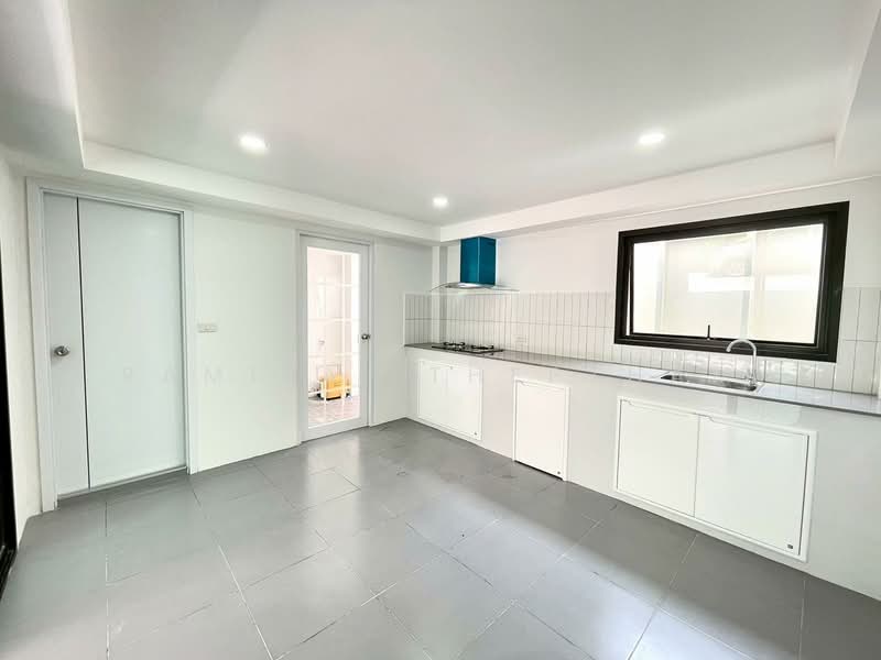 undefined, Bangkok, Anusaowari, Bang Khen, Bangkok, 3 Bedrooms, 100 sqm, Townhouse For Sale, by Ramita  Theptham, 500231269 - DDproperty.com