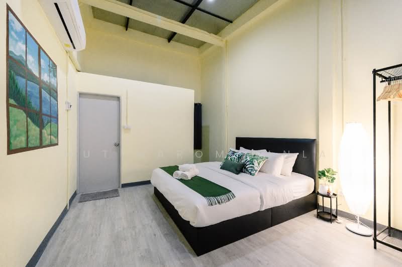 1-BR Townhouse, Bangkok, Rong Muang, Pathum Wan, Bangkok, 1 Bedroom, 83 sqm, Townhouse For Sale, by Nuttharom Linla, 500231326 - DDproperty.com