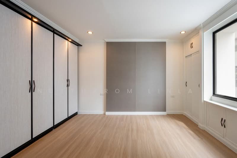 Las Colinas, Bangkok, Sukhumvit 21 Road, Khlongtoei Nua, Watthana, Bangkok, 3 Bedrooms, 240 sqm, Condo For Sale, by Nuttharom Linla, 500231366 - DDproperty.com