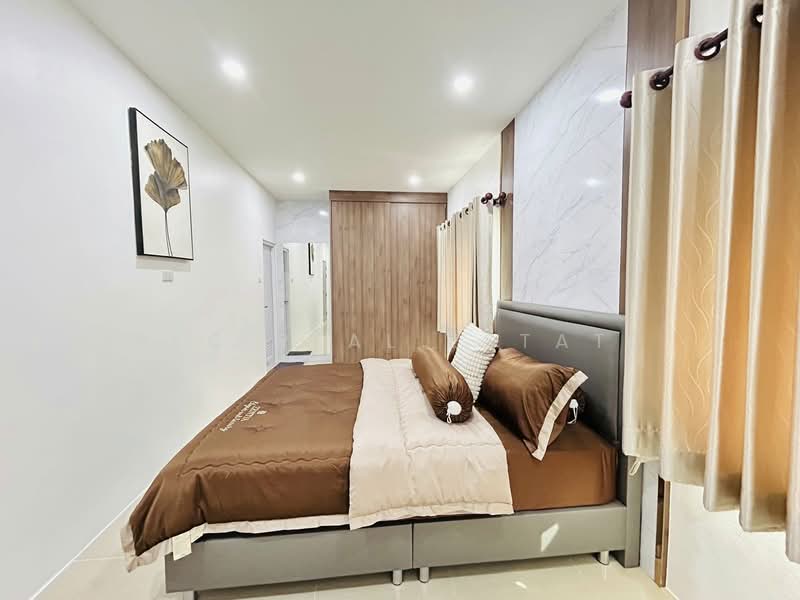 3 Bedroom Pool Villa for Sale East Pattaya, Chon Buri (Pattaya), Bang Lamung, Bang Lamung (Pattaya), Chon Buri (Pattaya), 3 Bedrooms, 240 sqm, Villa For Sale, by PLC real estate, 500231393 - DDproperty.com