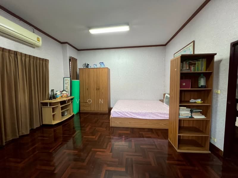 Preecha Srinakarin, Samut Prakan, Bang Kaeo, Bang Plee, Samut Prakan, 3 Bedrooms, 350 sqm, Single Detached House For Sale, by Yvonne Wei, 500231437 - DDproperty.com