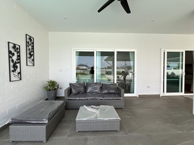 Dusita Village 1, Prachuap Khiri Khan, Thap Tai, Hua Hin, Prachuap Khiri Khan, 3 Bedrooms, 229 sqm, Villa For Sale, by Wanwisa Scopetta, 500231443 - DDproperty.com