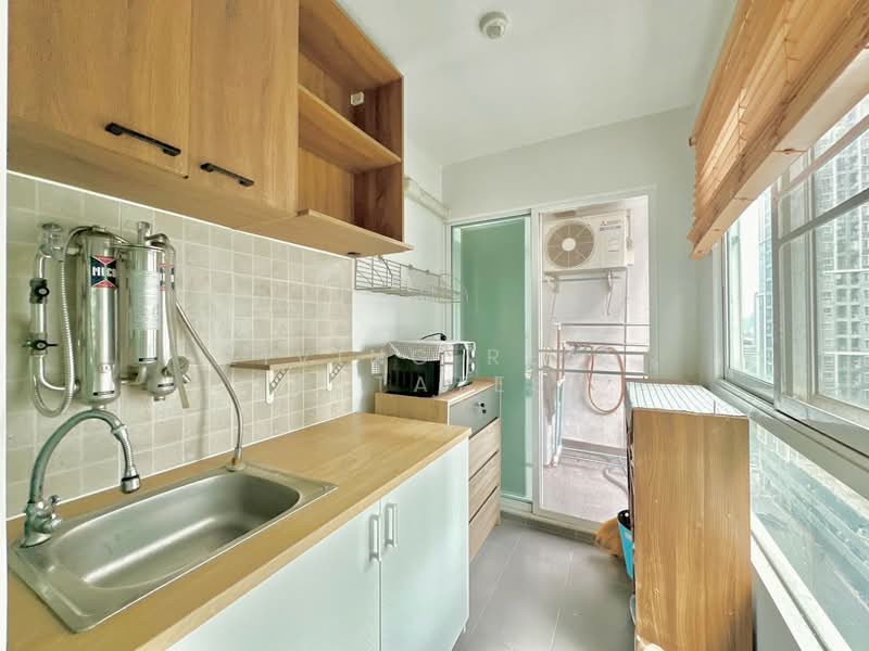 Regent Home Bangson 27 : รีเจ้นท์โฮม บางซ่อน 27, กรุงเทพ, 877 ถ. กรุงเทพ - นนทบุรี, บางซื่อ, บางซื่อ, กรุงเทพ, 56 ตร.ม., คอนโด ขาย, โดย Living Real Estates, 500231490 - DDproperty.com