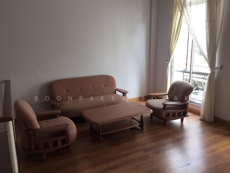 3-BR Townhouse, Bangkok, Bang Pong Pang, Yan Nawa, Bangkok, 3 Bedrooms, 195 sqm, Townhouse For Rent, by Boonraksa Sopak, 500231501 - DDproperty.com