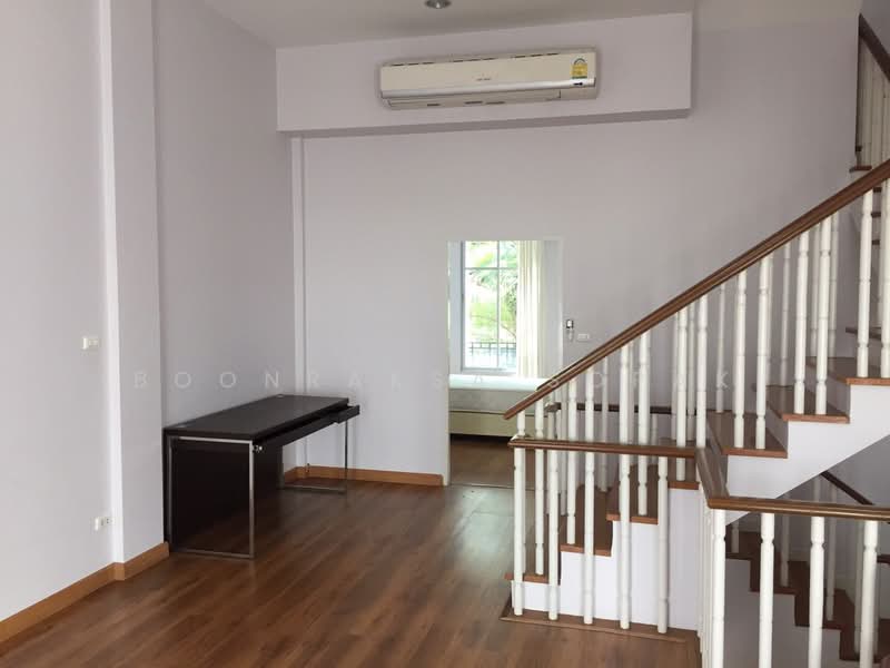 3-BR Townhouse, Bangkok, Bang Pong Pang, Yan Nawa, Bangkok, 3 Bedrooms, 195 sqm, Townhouse For Rent, by Boonraksa Sopak, 500231501 - DDproperty.com