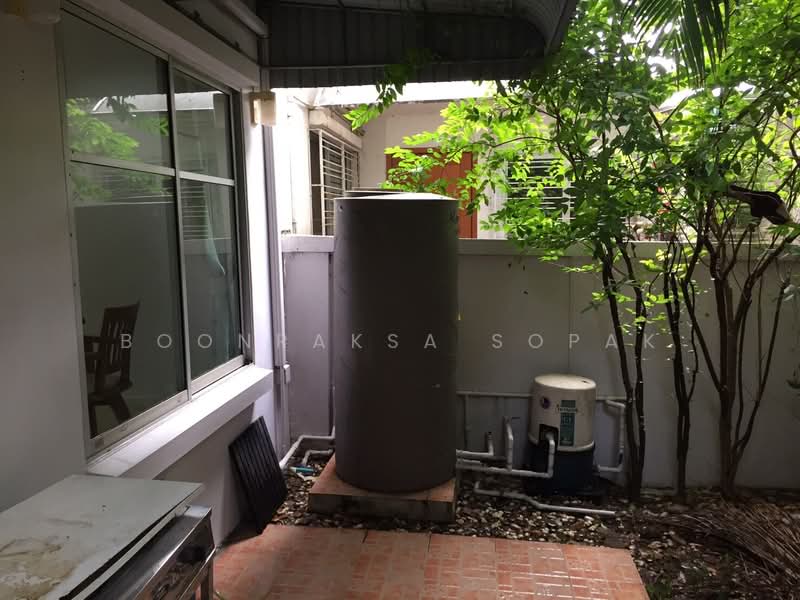 3-BR Townhouse, Bangkok, Bang Pong Pang, Yan Nawa, Bangkok, 3 Bedrooms, 195 sqm, Townhouse For Rent, by Boonraksa Sopak, 500231501 - DDproperty.com