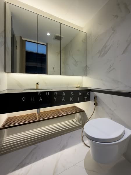 The Estelle Phrom Phong, Bangkok, 131 Soi Sukhumvit 26, Khong Tan, Khlong Toei, Bangkok, 4 Bedrooms, 230 sqm, Condo For Rent, by Surasak Chaiyakitphaiboonsri, 500231503 - DDproperty.com