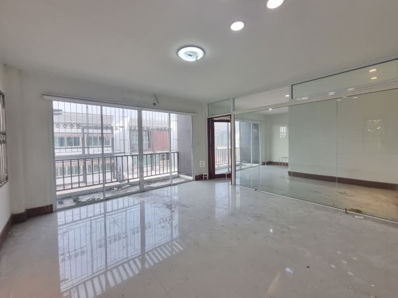 ฟูลเฮ้าส์ บางแวก 94, Bangkok, Khlong Khwang, Phasi Charoen, Bangkok, 5 Bedrooms, 100 sqm, Townhouse For Sale, by The Best Property ตู๋, 500231519 - DDproperty.com