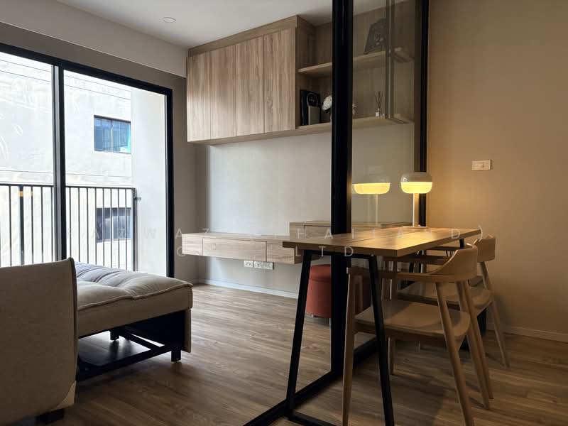 Blossom Condo @ Sathorn-Charoenrat : บลอสซั่ม คอนโด สาทร-เจริญราษฎร์, กรุงเทพ, ถนนเจริญราษฎร์, ทุ่งวัดดอน, สาทร, กรุงเทพ, 30 ตร.ม., คอนโด ขาย, โดย Fazwaz (Thailand) Co., Ltd., 500231527 - DDproperty.com