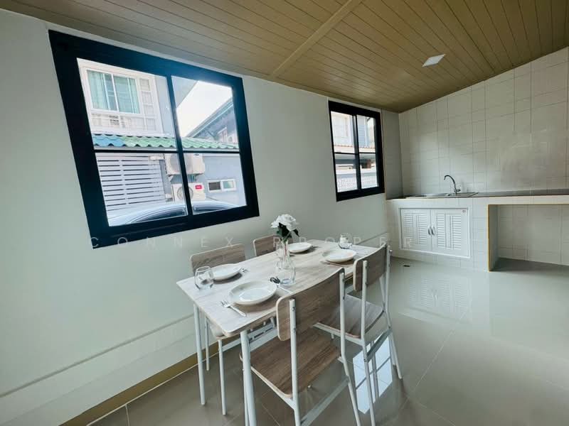 Baan Pruksa 14 B, Nonthaburi, Bang Khu Rat, Bang Bua Thong, Nonthaburi, 4 Bedrooms, 125 sqm, Townhouse For Sale, by Connex Property, 500231580 - DDproperty.com