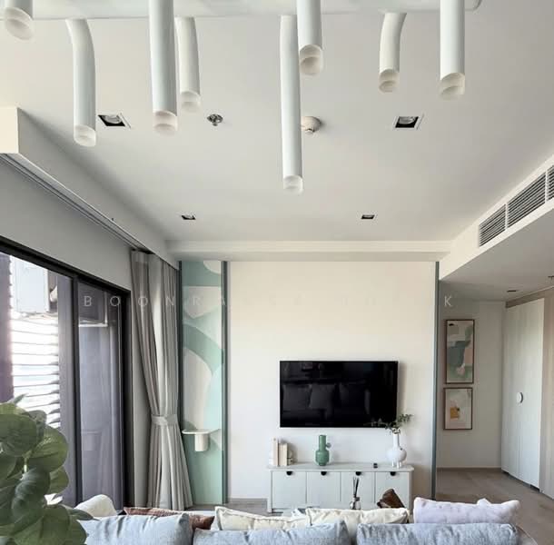 Reference Sathorn-Wongwianyai, Bangkok, Krung Thonburi 2 Alley, Bang Lam Phu Lang, Khlong San, Bangkok, 2 Bedrooms, 63 sqm, Condo For Rent, by Boonraksa Sopak, 500231592 - DDproperty.com