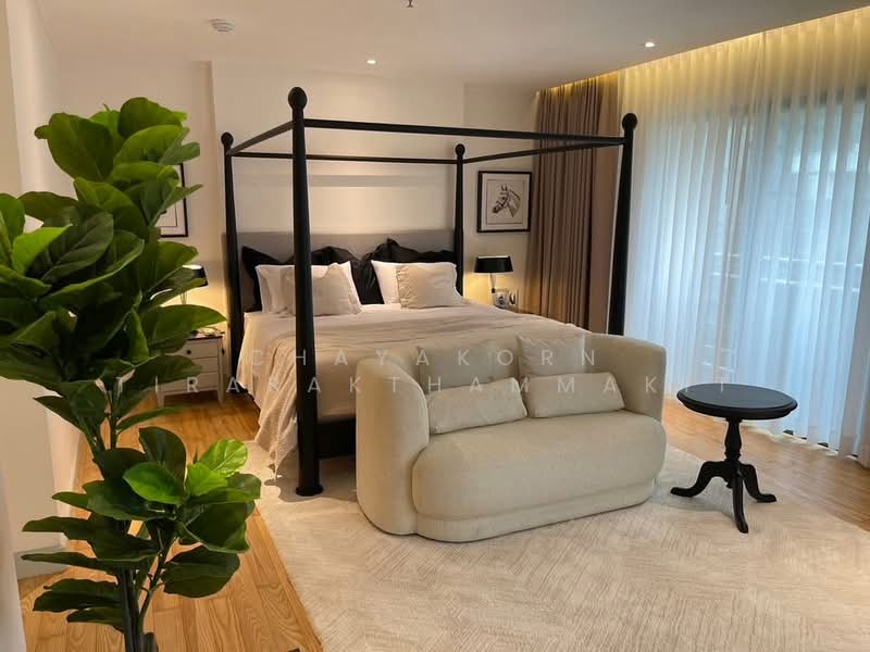 Baan Suanpetch, Bangkok, 18 Soi Sukhumvit 39, Khlong Tan Nua, Watthana, Bangkok, 2 Bedrooms, 130 sqm, Condo For Rent, by Chayakorn Tirarakthammakit, 500231605 - DDproperty.com