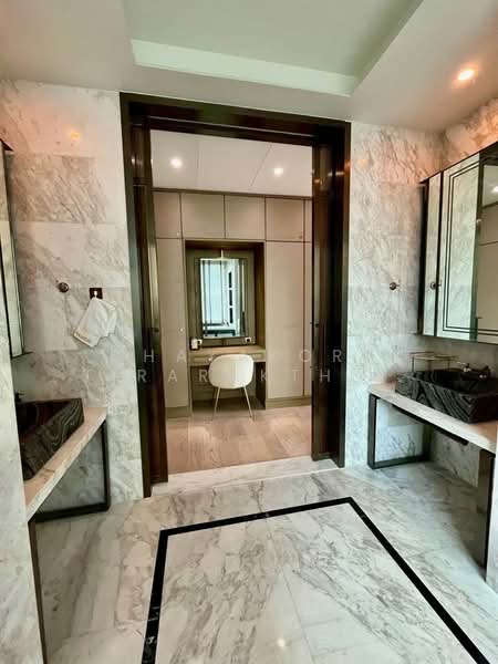 The Residences At Mandarin Oriental, Bangkok, 117 Charoen Nakorn Road, Khlong Ton Sai, Khlong San, Bangkok, 2 Bedrooms, 152 sqm, Condo For Rent, by Chayakorn Tirarakthammakit, 500231630 - DDproperty.com