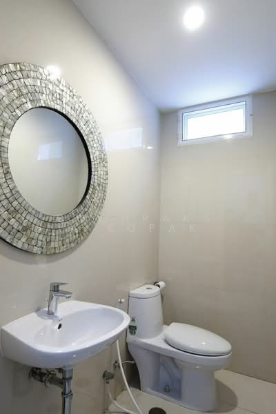 undefined, กรุงเทพ, คลองเตย, คลองเตย, กรุงเทพ, 200 ตร.ม., ทาวน์เฮ้าส์ ให้เช่า, โดย Boonraksa Sopak, 500231642 - DDproperty.com