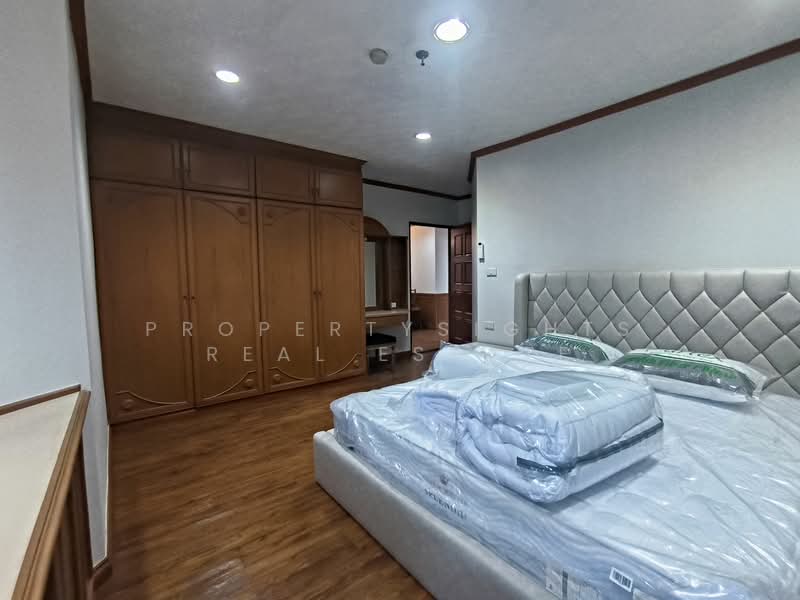 Fifty Fifth Tower, Bangkok, 84 Soi Sukhumvit 55, Sukhumvit Road, Khlong Tan Nua, Watthana, Bangkok, 3 Bedrooms, 275 sqm, Condo For Rent, by PROPERTYSIGHTS REAL ESTATE, 500231651 - DDproperty.com