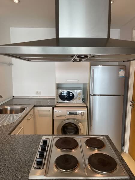 Fullerton Sukhumvit, Bangkok, Sukhumvit Road, Khlong Tan Nua, Watthana, Bangkok, 2 Bedrooms, 96 sqm, Condo For Rent, by Boonraksa Sopak, 500231660 - DDproperty.com