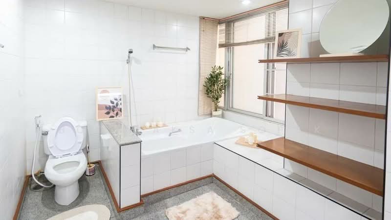 Ma Peng Seng Apartment, Bangkok, Soi Sukhumvit 31, Khlongtoei Nua, Watthana, Bangkok, 3 Bedrooms, 245 sqm, Apartment For Rent, by Boonraksa Sopak, 500231665 - DDproperty.com