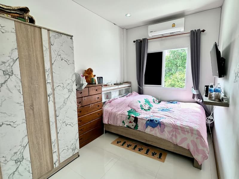 หมู่บ้านวีวัลเลย์ บ้านสวนซอย 11-หนองข้างคอก, Chon Buri (Pattaya), Nong Ri, Muang Chon Buri, Chon Buri (Pattaya), 4 Bedrooms, 105 sqm, Townhouse For Sale, by The Best Property ปิ่น, 500231669 - DDproperty.com