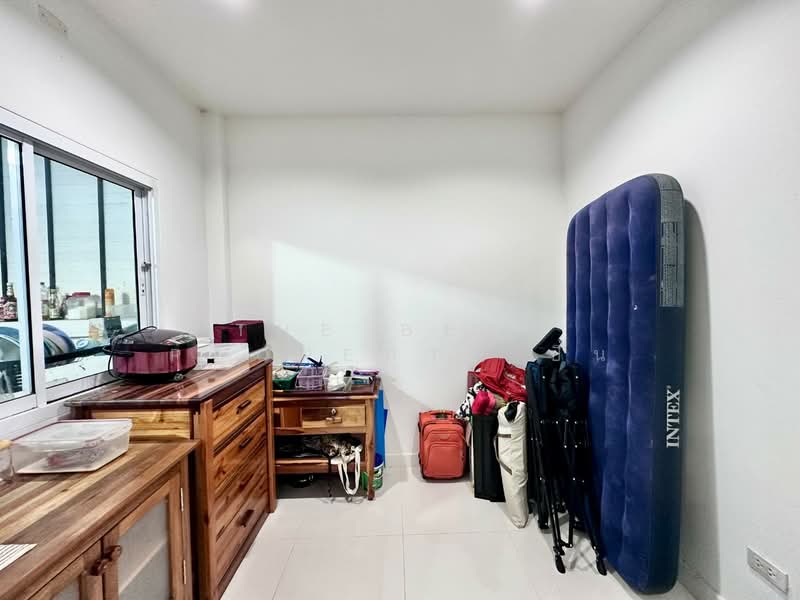 หมู่บ้านวีวัลเลย์ บ้านสวนซอย 11-หนองข้างคอก, Chon Buri (Pattaya), Nong Ri, Muang Chon Buri, Chon Buri (Pattaya), 4 Bedrooms, 105 sqm, Townhouse For Sale, by The Best Property ปิ่น, 500231669 - DDproperty.com