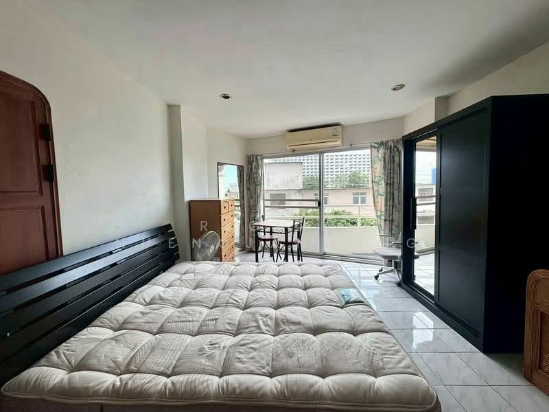 View Talay 1 Jomtien, Chon Buri (Pattaya), Pattaya City, Nong Pru, Bang Lamung (Pattaya), Chon Buri (Pattaya), Studio, 28 sqm, Condo For Sale, by Regina Nuengjamnong, 500231694 - DDproperty.com