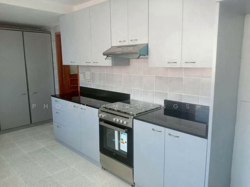 President Park Sukhumvit 24, Bangkok, 99 Sukhumvit 24 Alley, Khlongtoei Nua, Watthana, Bangkok, 3 Bedrooms, 261 sqm, Condo For Rent, by Phoom Imruangsri, 500231735 - DDproperty.com