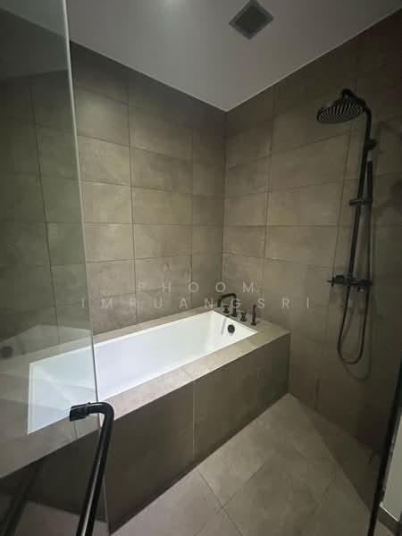 The Lofts Asoke, Bangkok, Sukhumvit 21 Road, Khlongtoei Nua, Watthana, Bangkok, 2 Bedrooms, 86 sqm, Condo For Rent, by Phoom Imruangsri, 500231756 - DDproperty.com