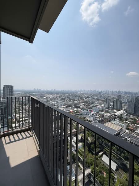 Whizdom Essence, Bangkok, 5 Piyabutr 1 Alley, Bang Chak, Phra Khanong, Bangkok, 2 Bedrooms, 55 sqm, Condo For Rent, by Phoom Imruangsri, 500231781 - DDproperty.com