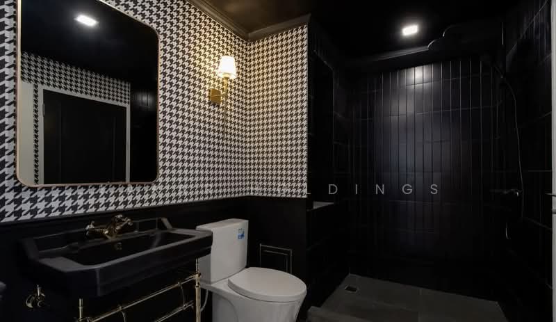 Supalai Place Sukhumvit 39, Bangkok, 175-179 Soi Sukhumvit 39 Sukhumvit Road, Khlong Tan Nua, Watthana, Bangkok, 4 Bedrooms, 338 sqm, Condo For Sale, by Kakar Holdings, 500231795 - DDproperty.com