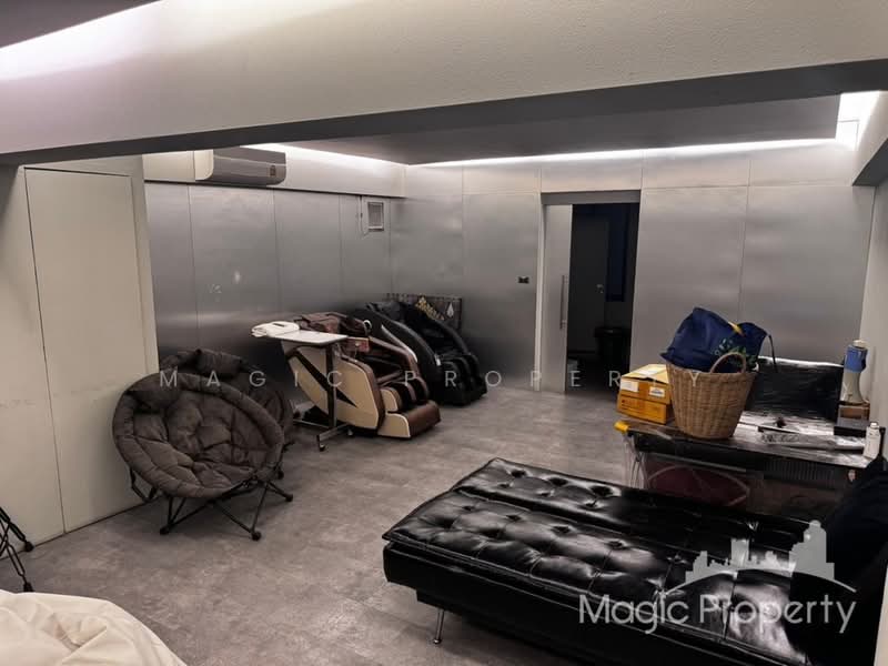 Office Building for Rent in Rama 9, Bangkok, พระราม 9, Suan Luang, Suan Luang, Bangkok, , 1,100 sqm, Shophouse For Rent, by Magic Property, 500231800 - DDproperty.com