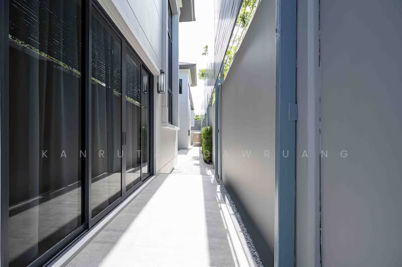 Narasiri Krungthep Kreetha, Bangkok, 69 Soi Pracha Ruamjai, Hua Mak, Bang Kapi, Bangkok, 4 Bedrooms, 554 sqm, Single Detached House For Sale, by Kanrutai Dawruang, 500231817 - DDproperty.com