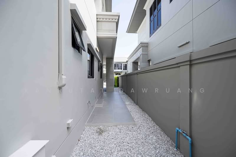 Narasiri Krungthep Kreetha, Bangkok, 69 Soi Pracha Ruamjai, Hua Mak, Bang Kapi, Bangkok, 4 Bedrooms, 554 sqm, Single Detached House For Sale, by Kanrutai Dawruang, 500231817 - DDproperty.com