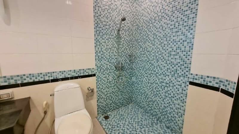 Citi Smart Sukhumvit 18, Bangkok, 366 Soi Sukhumvit 18, Sukhumvit Road, Khlong Toei, Khlong Toei, Bangkok, 3 Bedrooms, 180 sqm, Condo For Rent, by Isika Tonkham, 500231864 - DDproperty.com